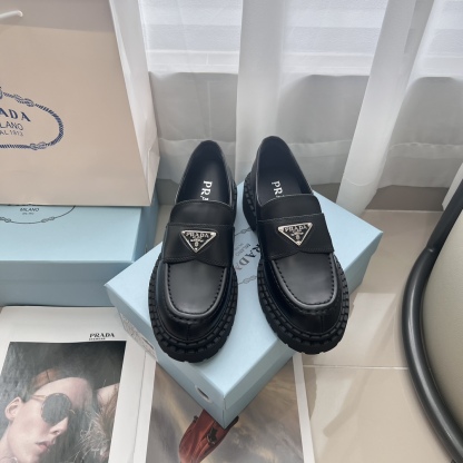 Monolith Lug Sole Loafer