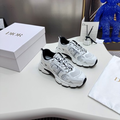 Chrono Sneaker