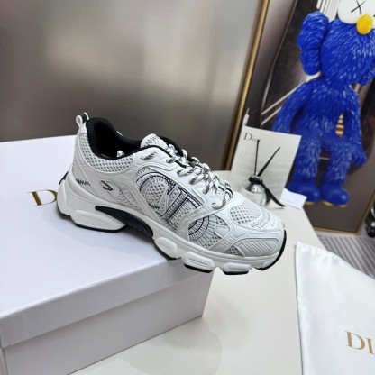 Chrono Sneaker
