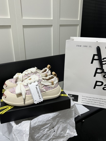 Pink Tweed Sneaker Shoes 2024 Spring Style Fashion Designer