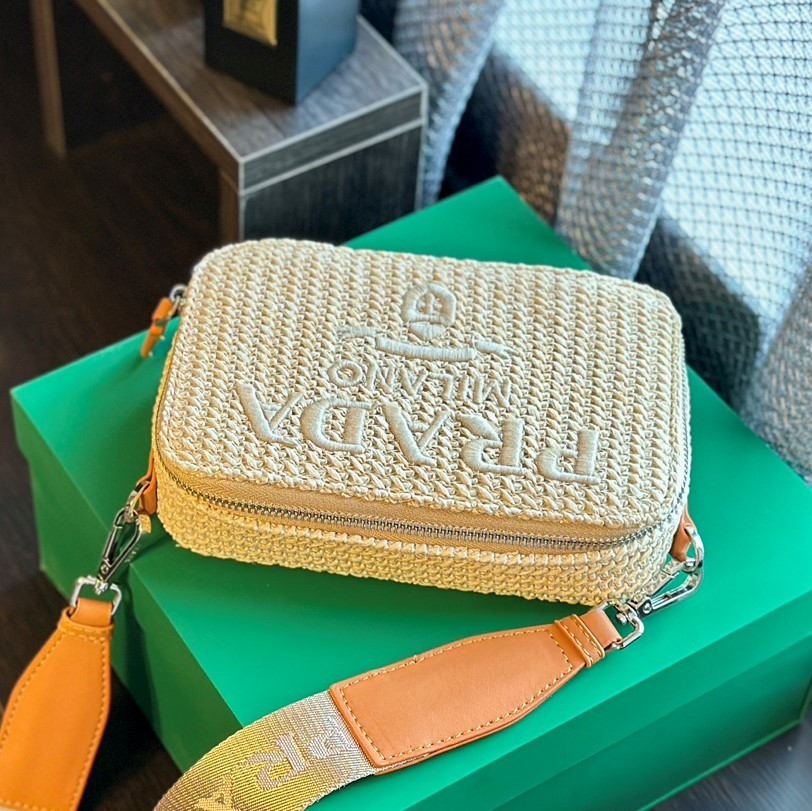Crochet Brique bag
