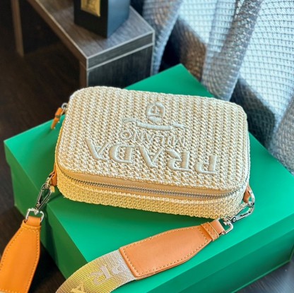 Crochet Brique bag