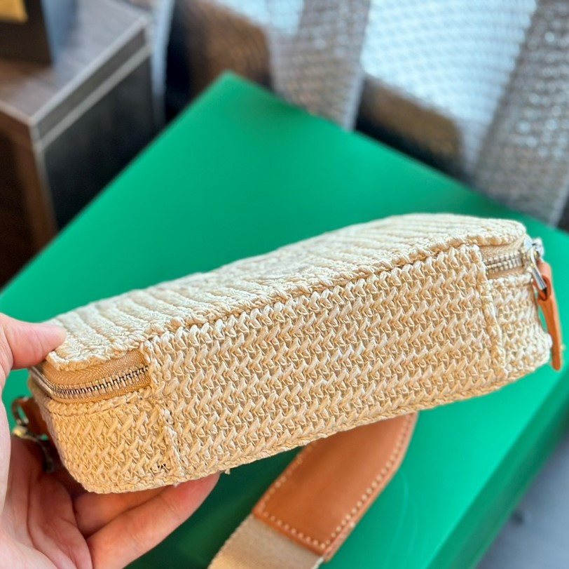 Crochet Brique bag