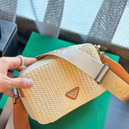Crochet Brique bag