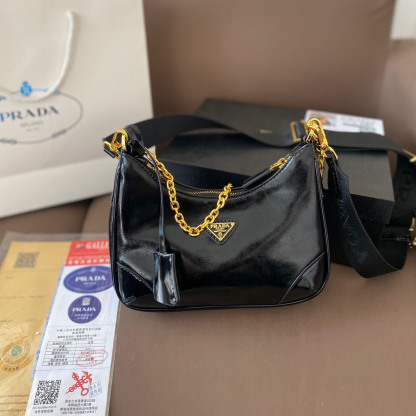 Re-Edition 2005 leather bag