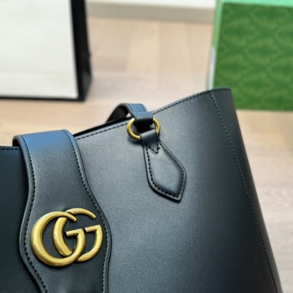 New Sakai Calfskin Lux Medium Dahlia Tote Black
