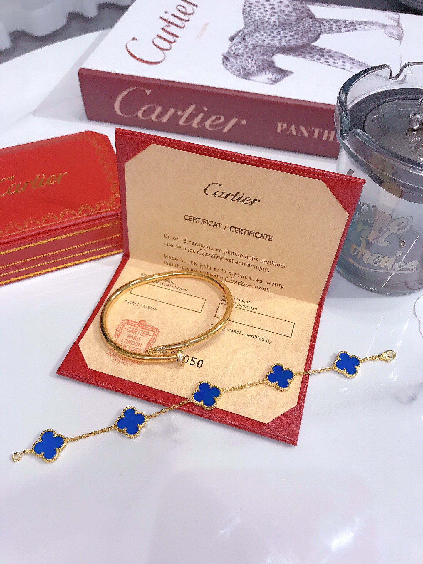 JUSTE UN CLOU BRACELET + VINTAGE ALHAMBRA BRACELET, 5 MOTIFS