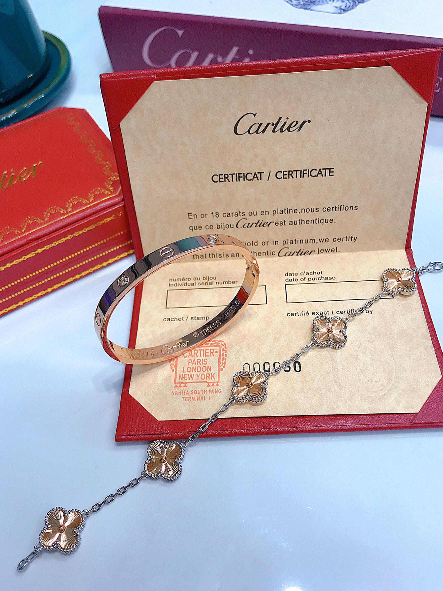 LOVE BRACELET, 4 DIAMONDS + Vintage Alhambra bracelet, 5 motifs