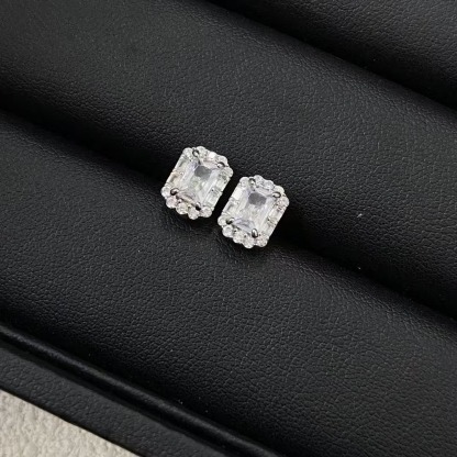 Vendôme Liseré Stud Earrings