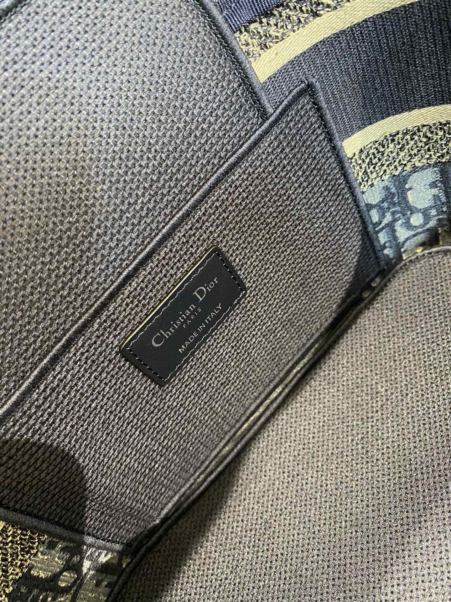 DithtorTravel Vanity Case with Shoulder Strap