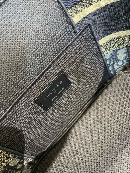 DithtorTravel Vanity Case with Shoulder Strap