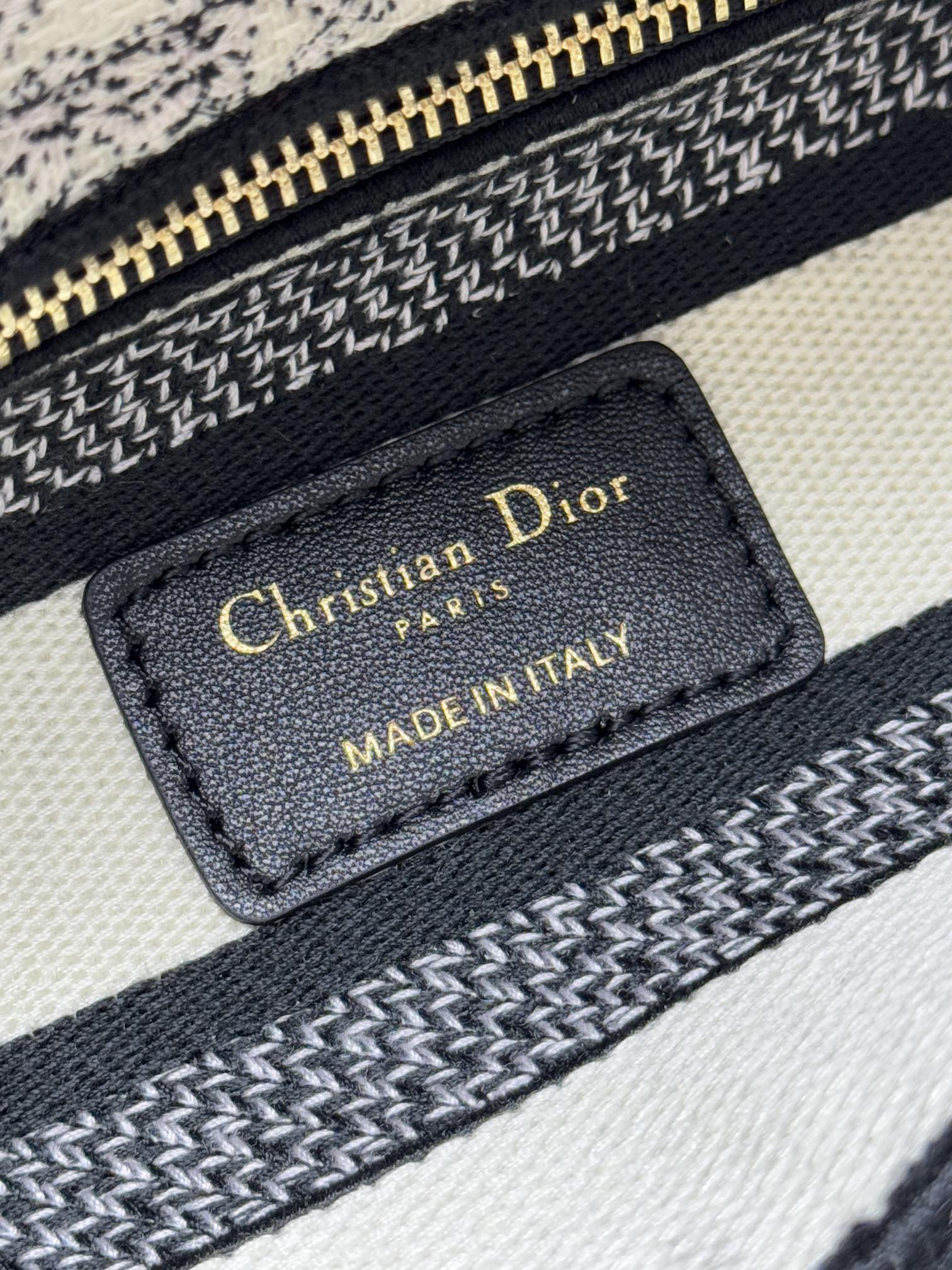 MEDIUM LADY D-LITE BAG