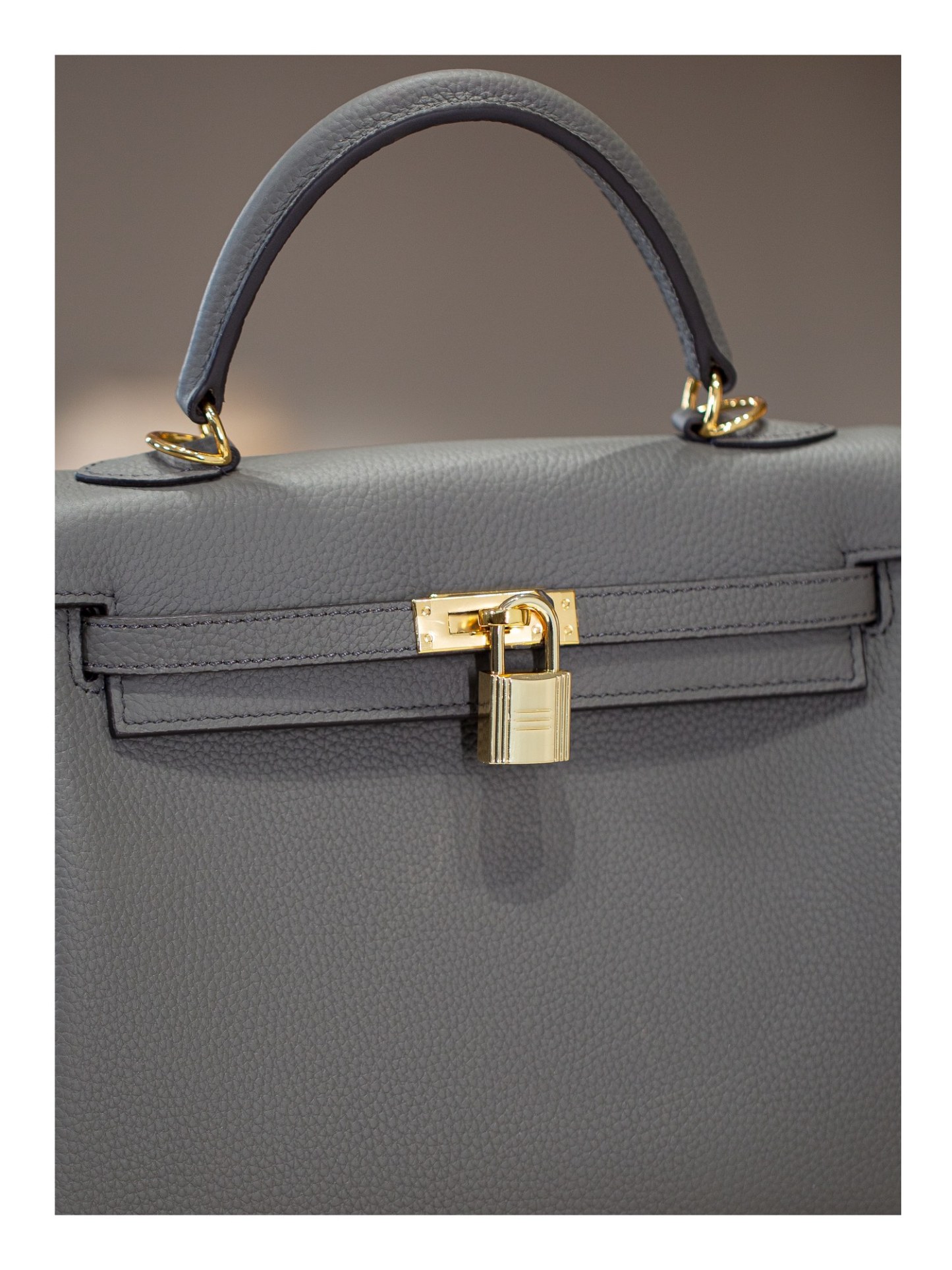 KELLY 25 FIRST LAYER TOGO COWHIDE GREY