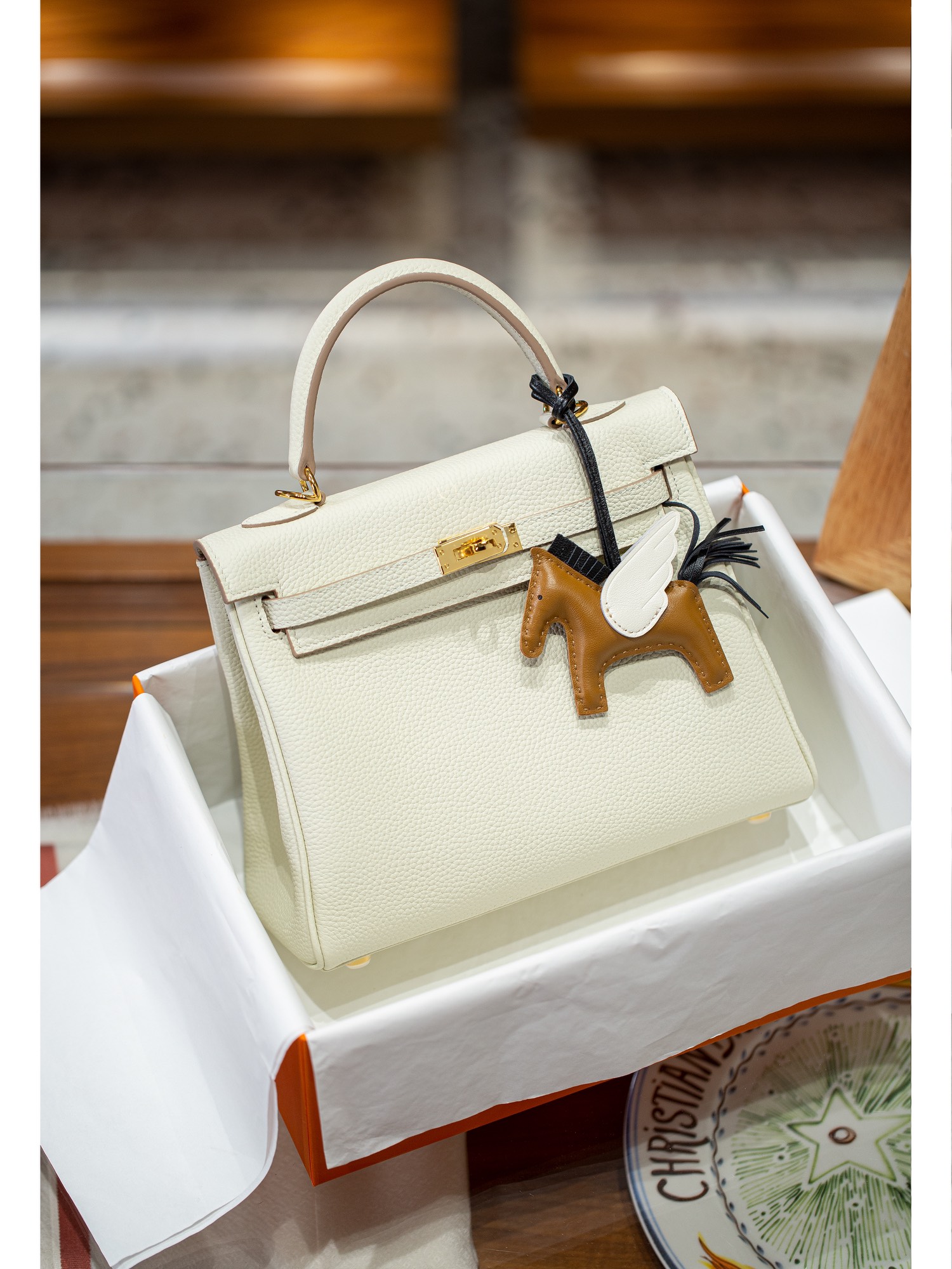 KELLY 25 FIRST LAYER TOGO COWHIDE WHITE