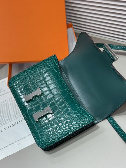 Herthtmes  Matte Alligator Constance 18/23