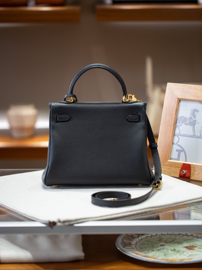 KELLY 25 FIRST LAYER TOGO COWHIDE BLACK