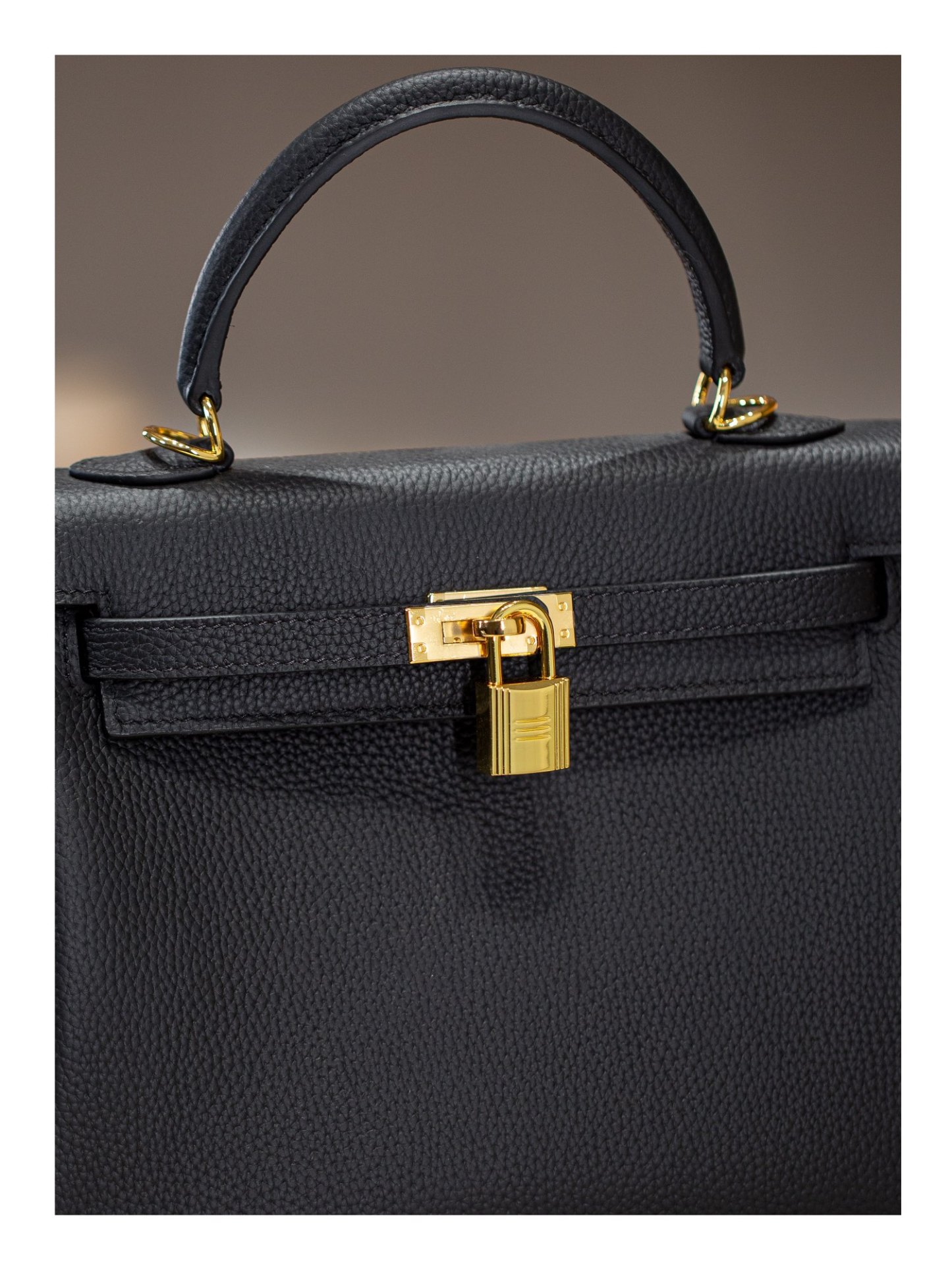 KELLY 25 FIRST LAYER TOGO COWHIDE BLACK