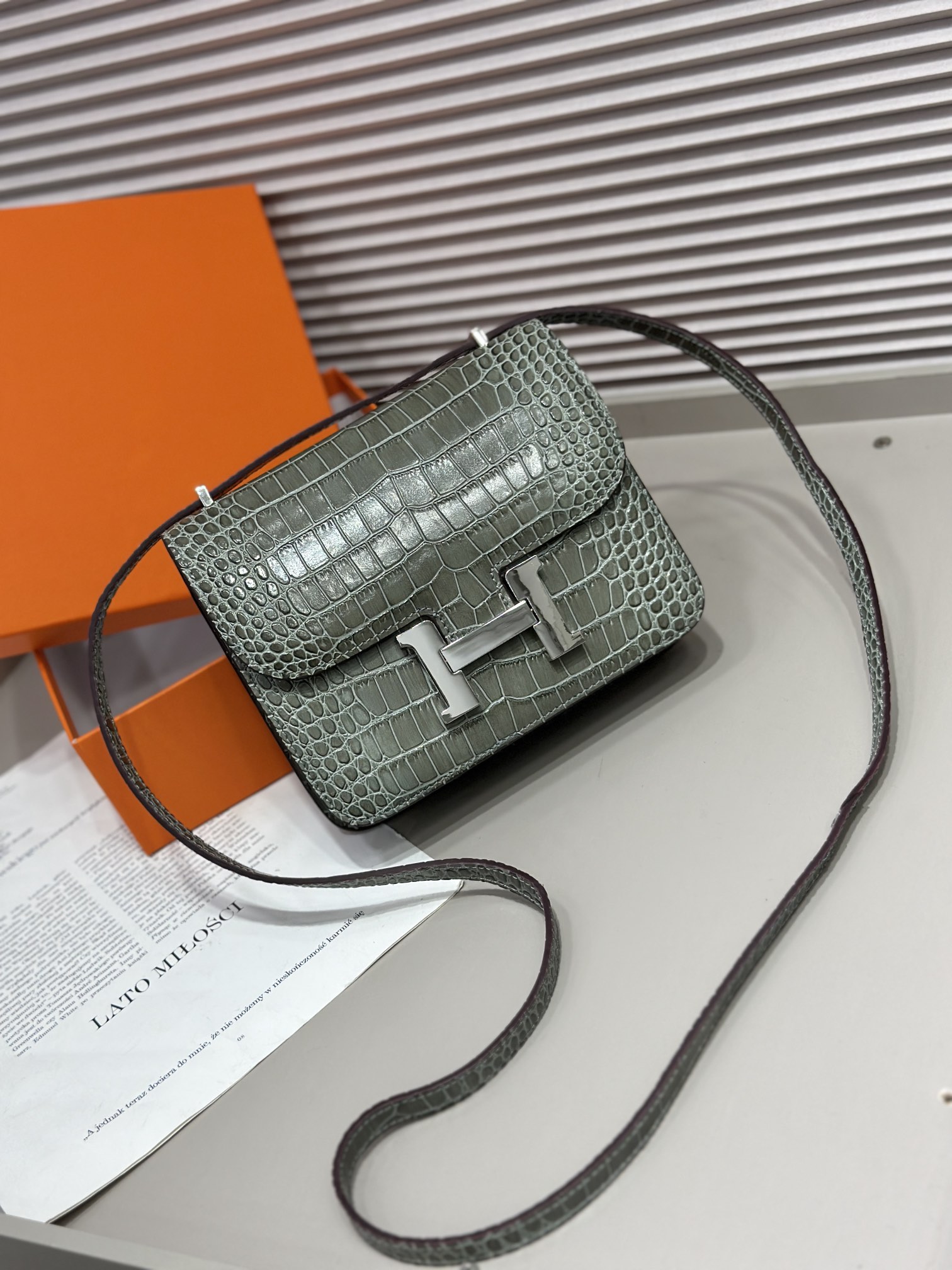 Herthtmes  Matte Alligator Constance 18/23