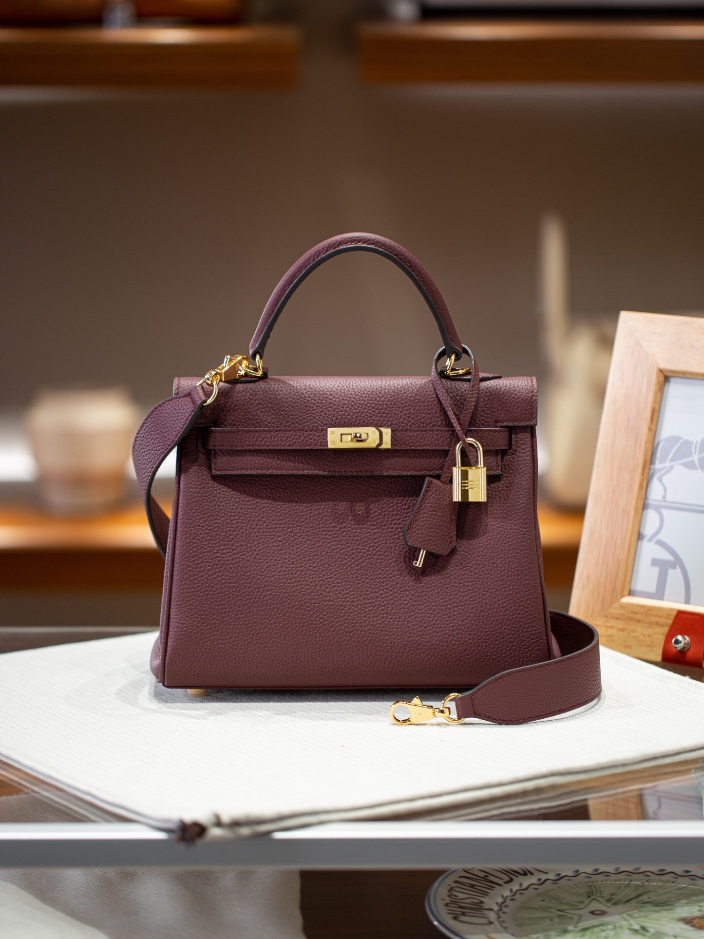KELLY 25 FIRST LAYER TOGO COWHIDE HAVANA