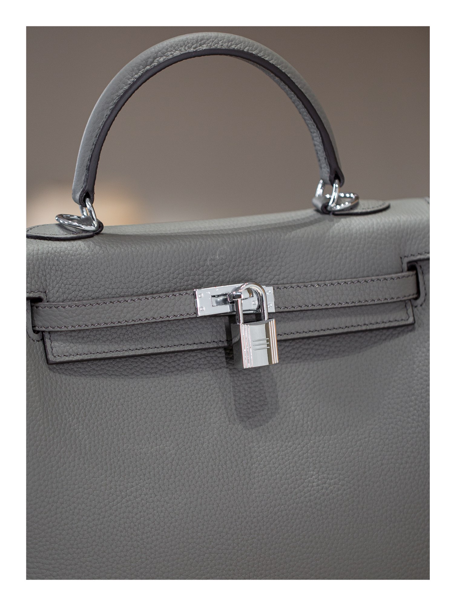 KELLY 25 FIRST LAYER TOGO COWHIDE GREY
