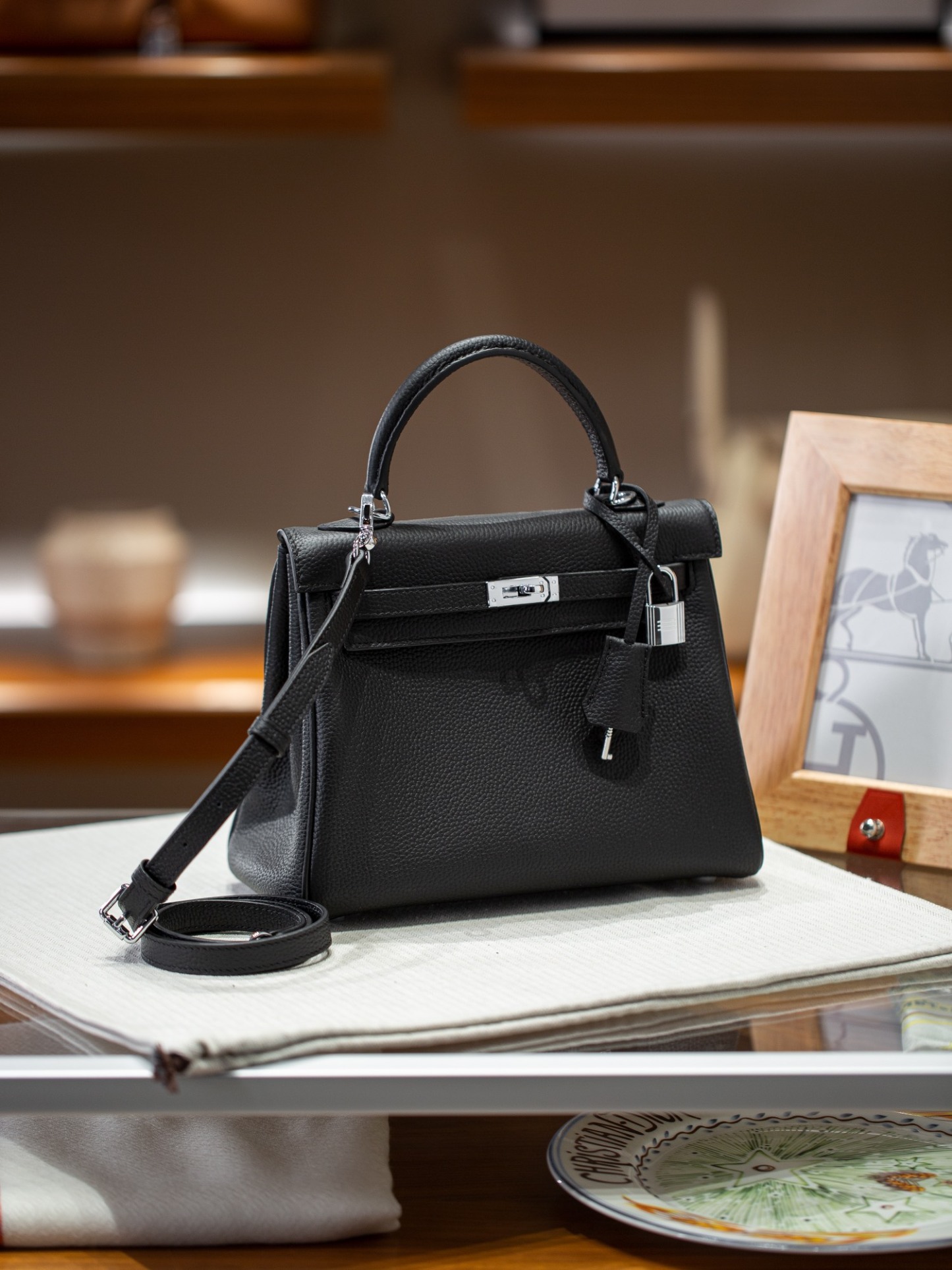 KELLY 25 FIRST LAYER TOGO COWHIDE BLACK