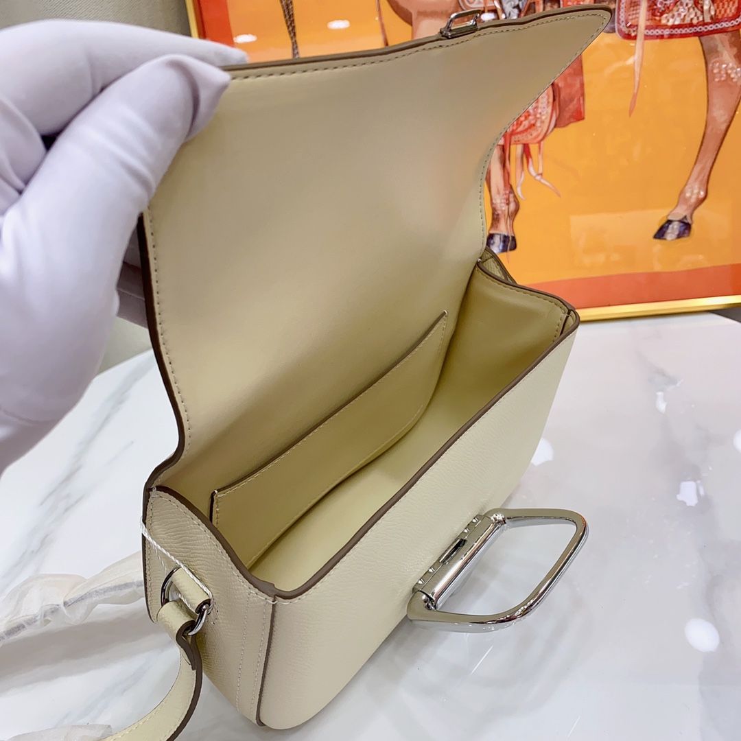 Herthtmes Epsom Della Cavalleria Elan Gris Pale