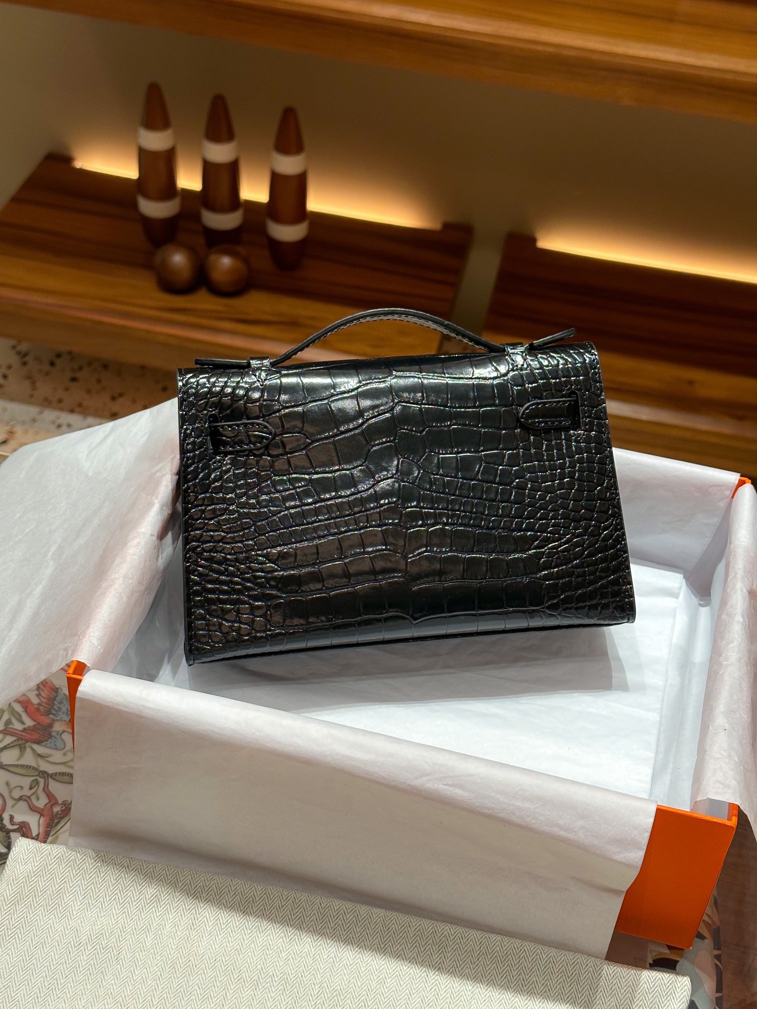 Herthtmes Epsom Kelly Crocodile Pochette Clutch
