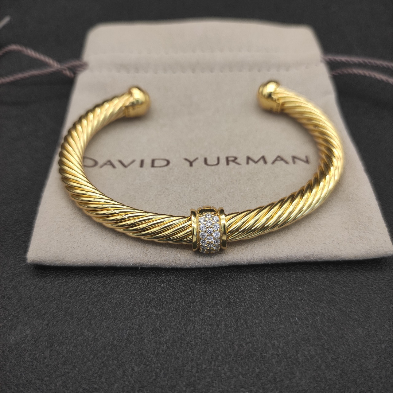 Classic Cable Station Bracelet 18K Yellow Gold and Pave Diamonds, 7mm