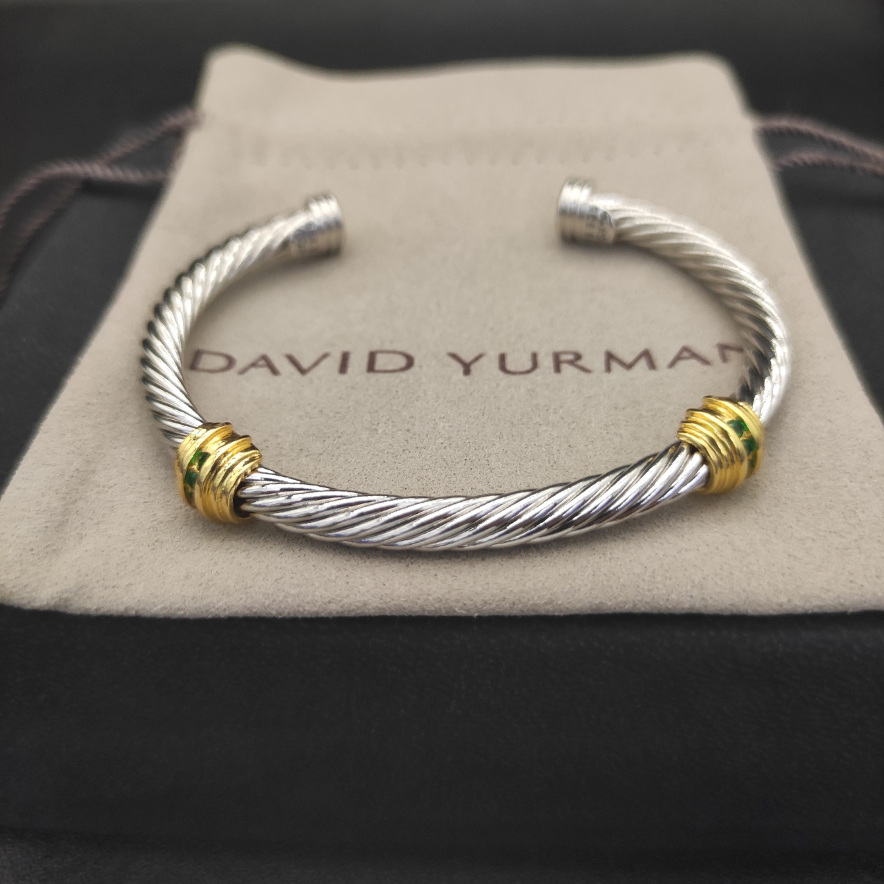 Dathtvid Yurthtman 5mm 18k Gold and Sterling Silver Diamond Station Cable Bracelet