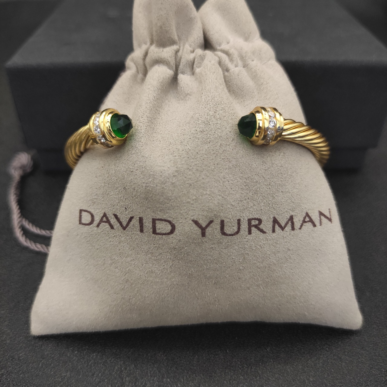 Classic Cablespira® Bracelet 18K Yellow Gold with Dark green crystal and Diamonds, 5mm