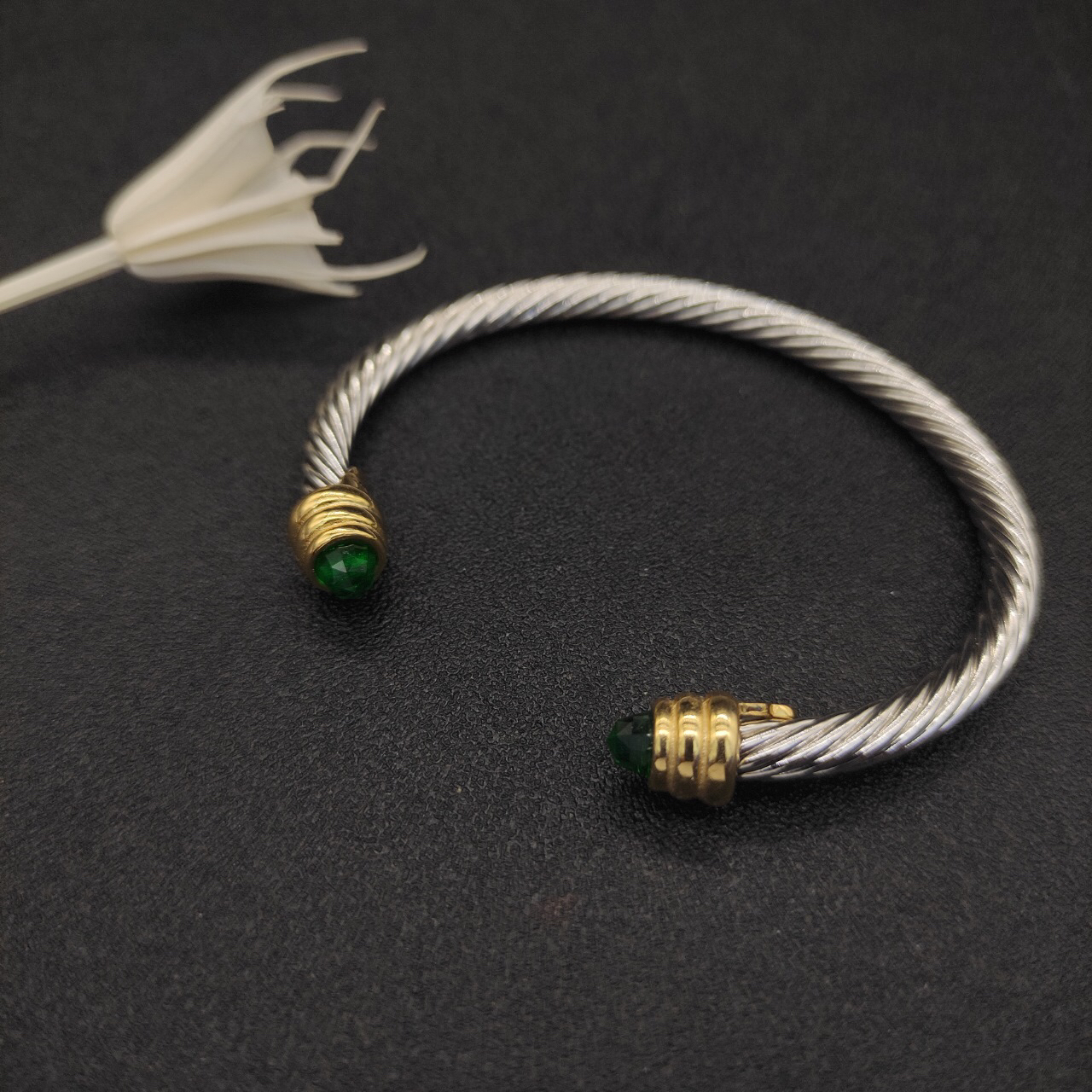 Classic Cable Bracelet Sterling Silver with Dark green crystal and Diamonds, 5mm