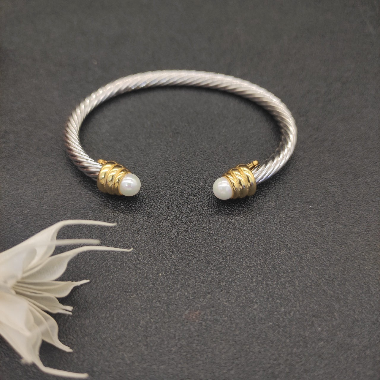 Classic Cable Bracelet Sterling Silver with Pearl and Diamonds, 5mm