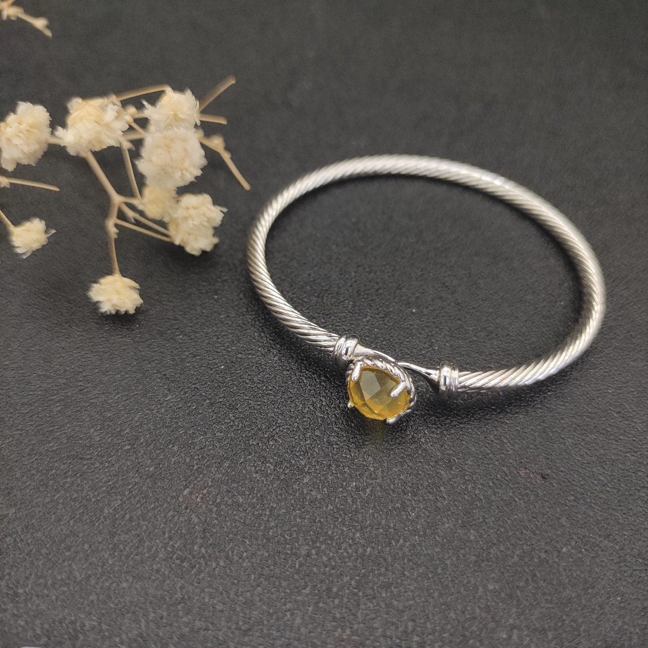 Petite Chatelaine® Bracelet Sterling Silver with Yellow Onyx, 3mm