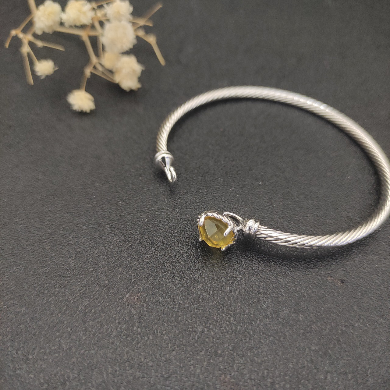Petite Chatelaine® Bracelet Sterling Silver with Yellow Onyx, 3mm