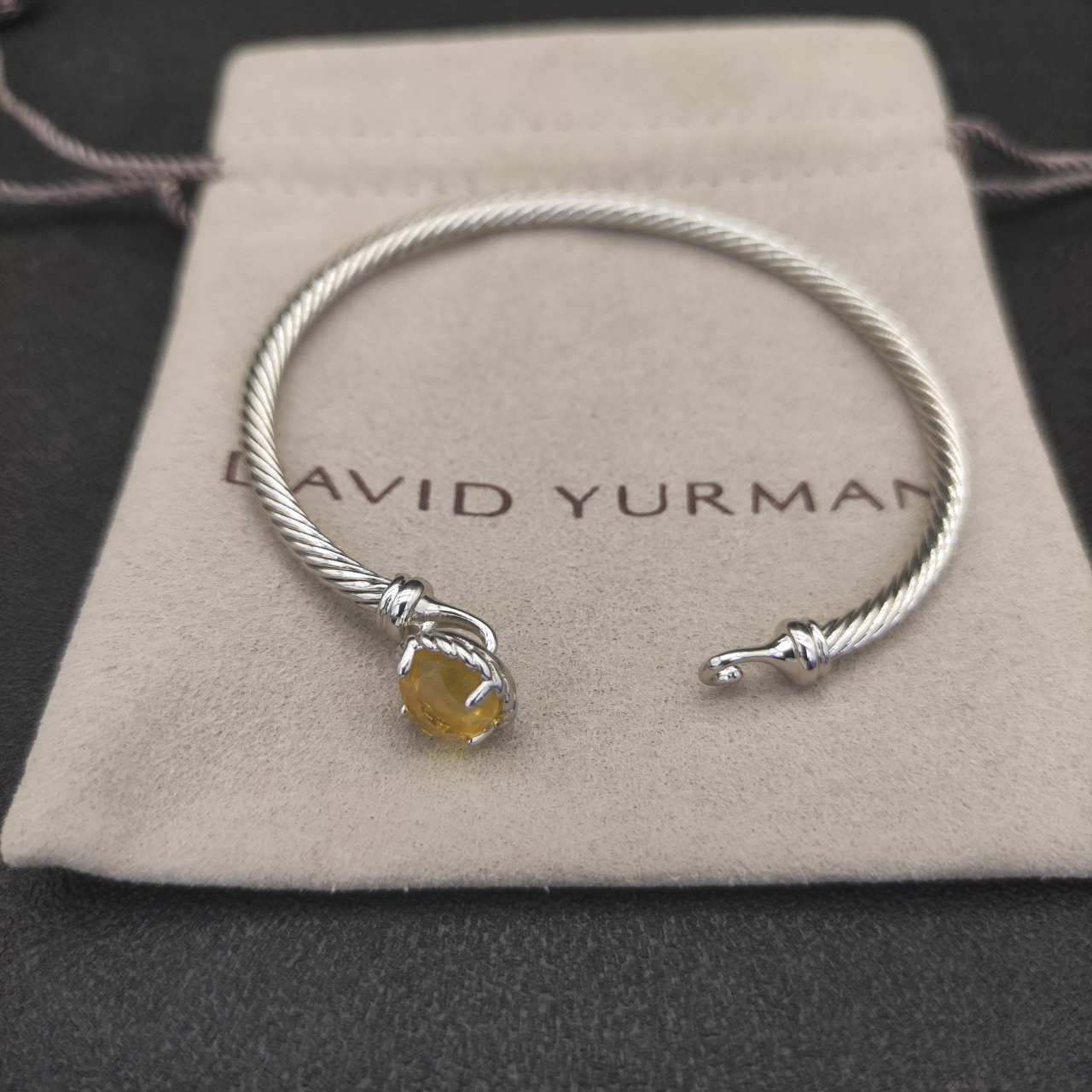 Petite Chatelaine® Bracelet Sterling Silver with Yellow Onyx, 3mm