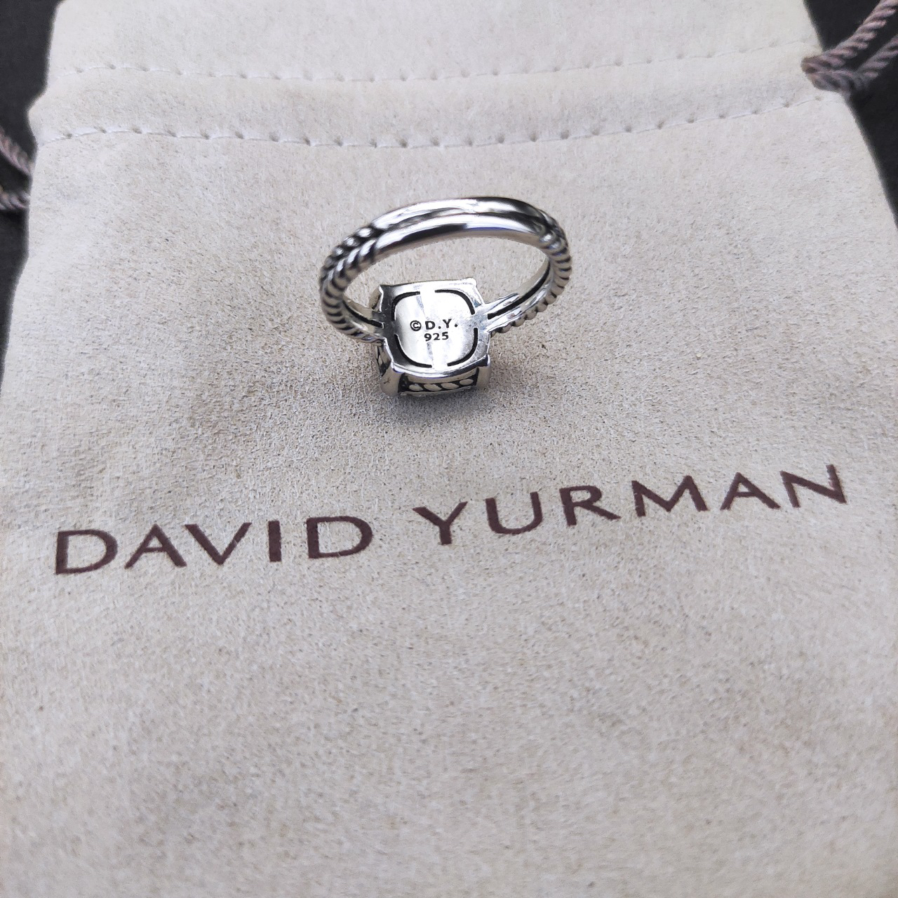 Chatelaine® Ring Sterling Silver with Pavé Diamonds, 11mm