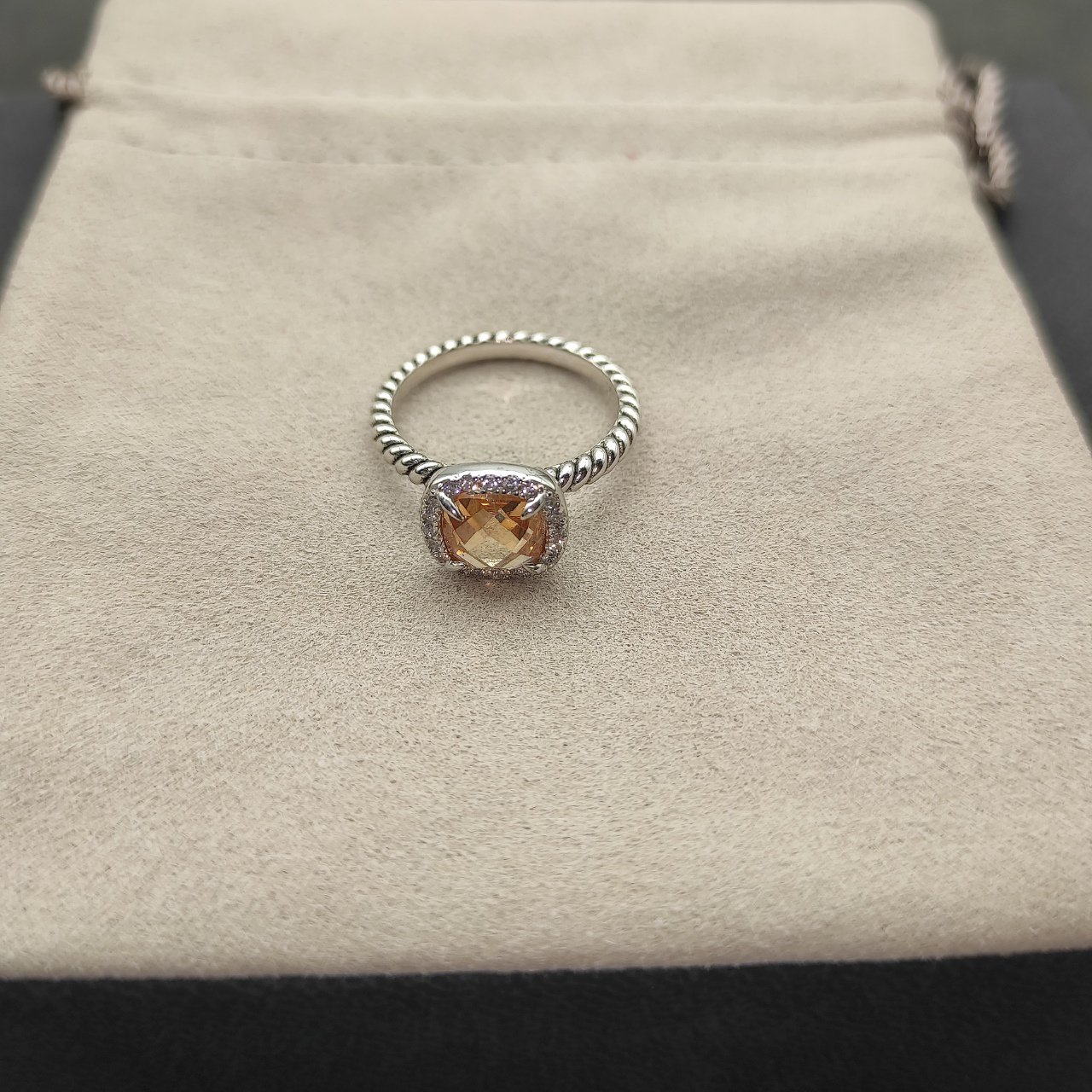 Petite Chatelaine® Pavé Bezel Ring Sterling Silver with Champagne and Diamonds, 7mm
