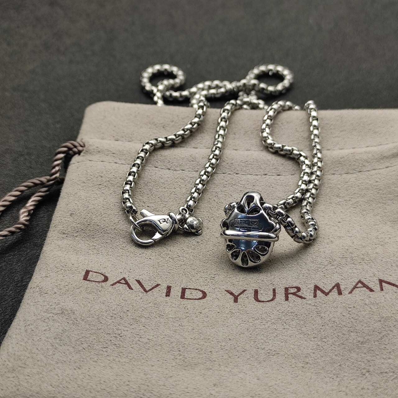 Dathtvid Yurthtman Acorn Pendant Necklace Sterling Silver Diamond