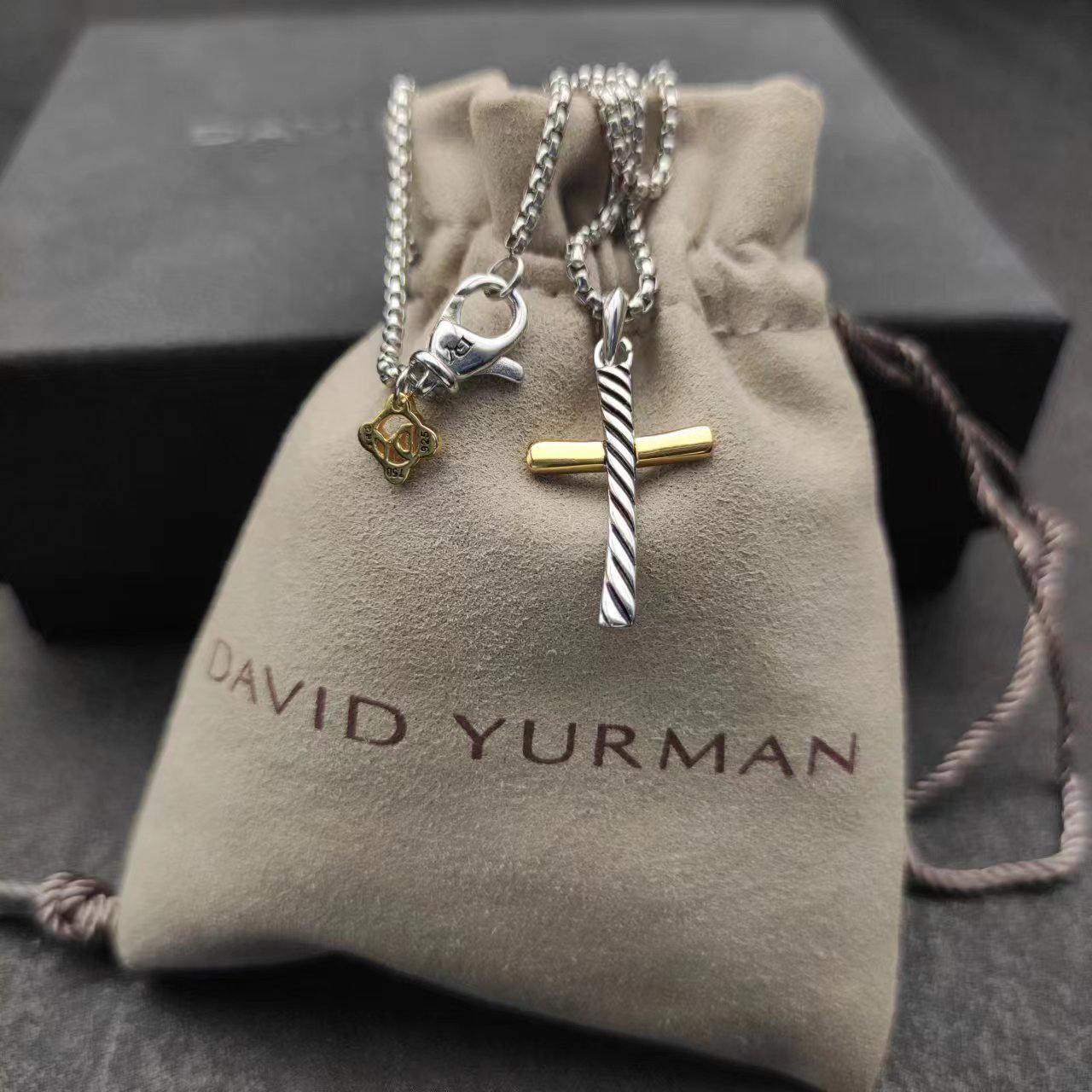 Dathtvid Yurthtman Cable Classics Cross Amulet with 18K Yellow Gold