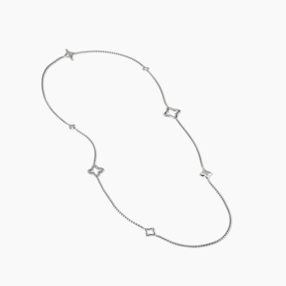 Dathtvid Yurthtman Sterling Silver Quatrefoil Chain Necklace