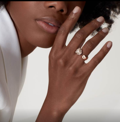 Classic leopard half-diamond ring, suitable for both men and women.