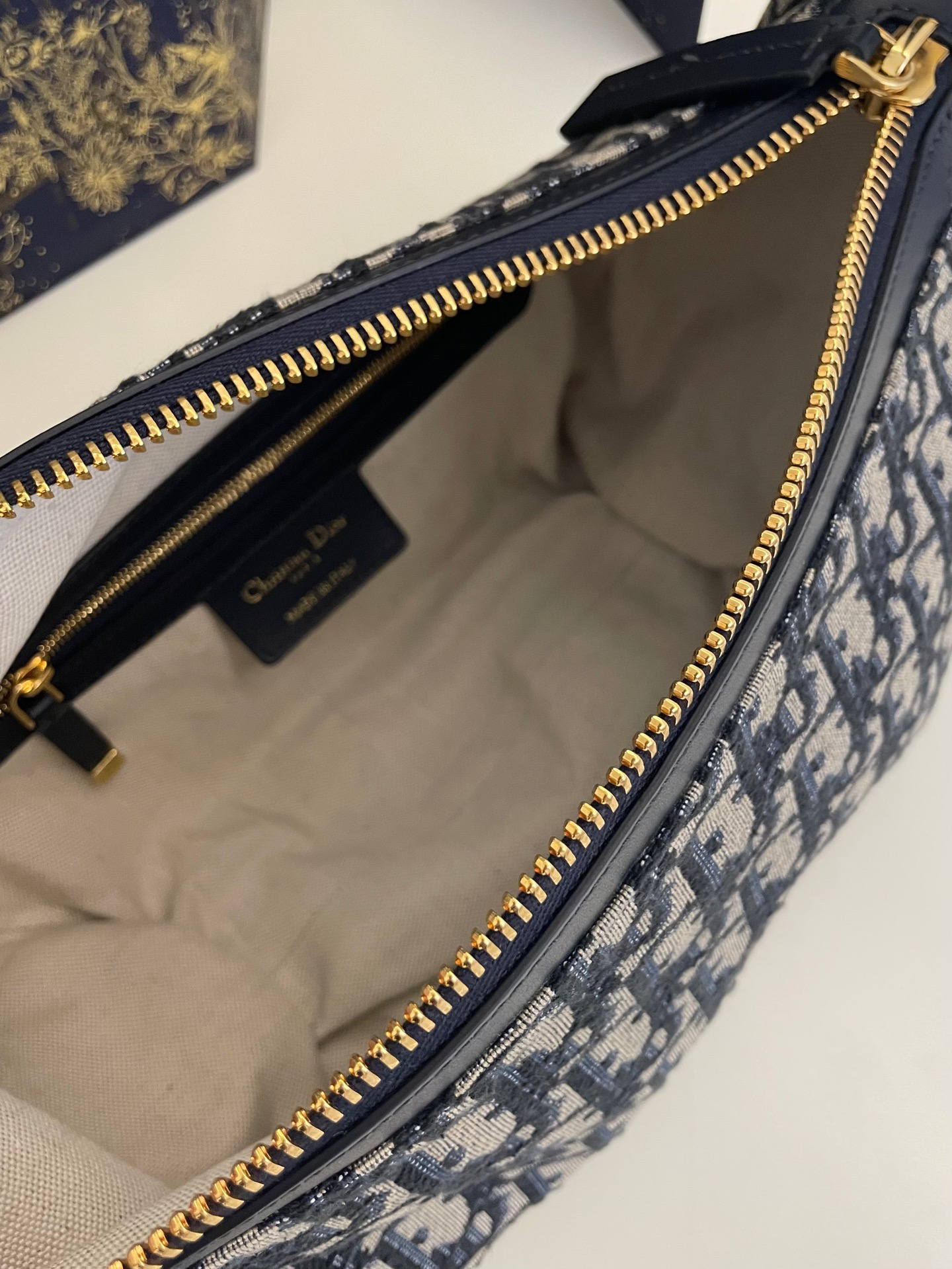 D-Journey handbag