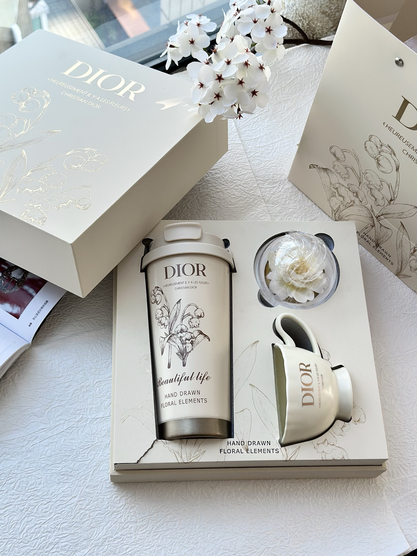 DIthtOR Lily of the Valley Coffee Cup Gift Set