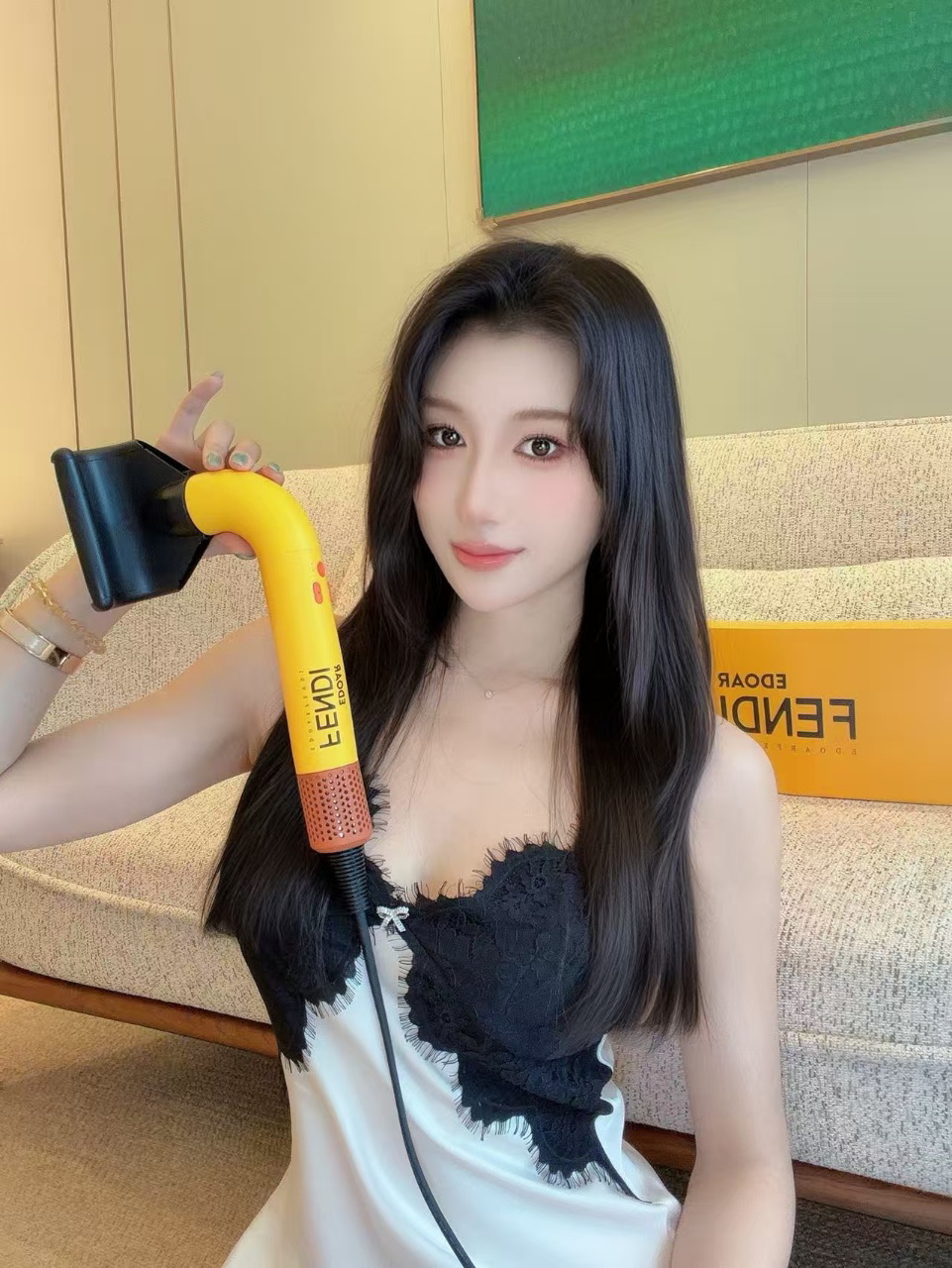  FE--NDI  Smart Hair Dryer