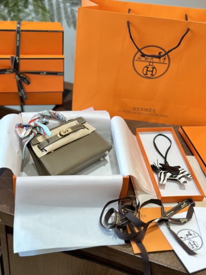 Mini Kelly 20 Bag*
