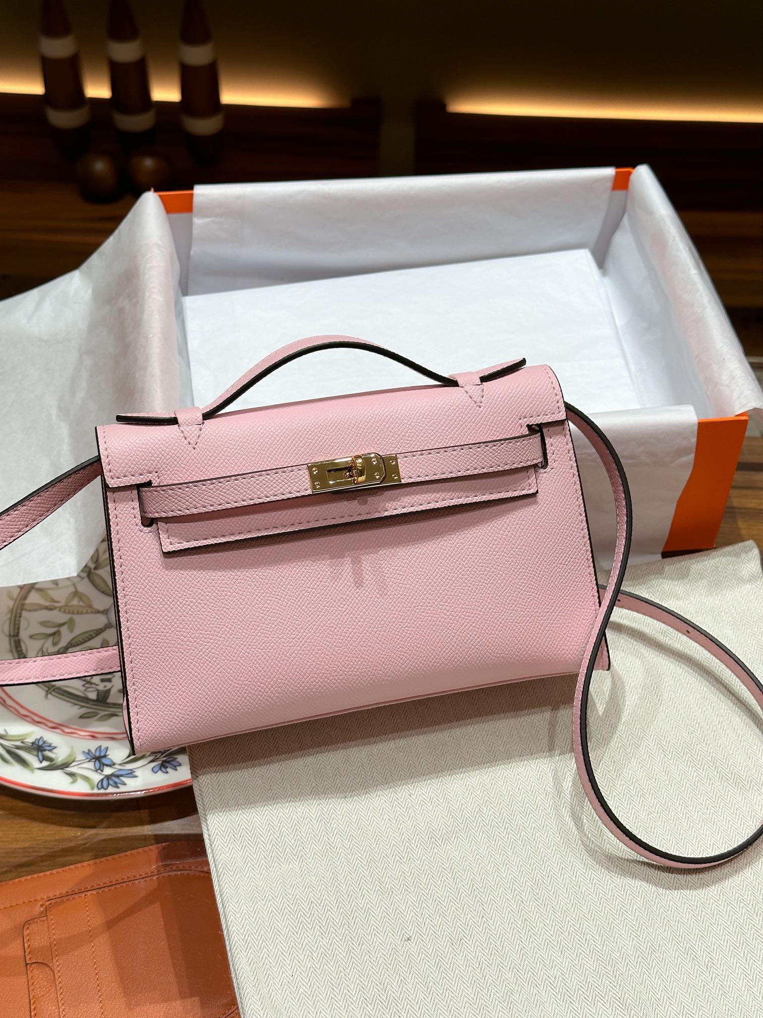 Herthtmes  Epsom Kelly Pochette Clutch