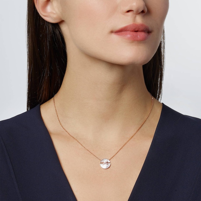 Jeux de Liens Harmony Mother-of-pearl small model pendant