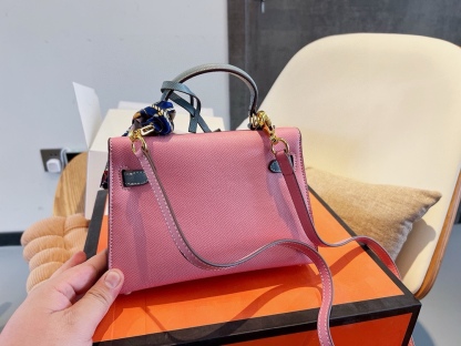 Kelly 20/25 Bag