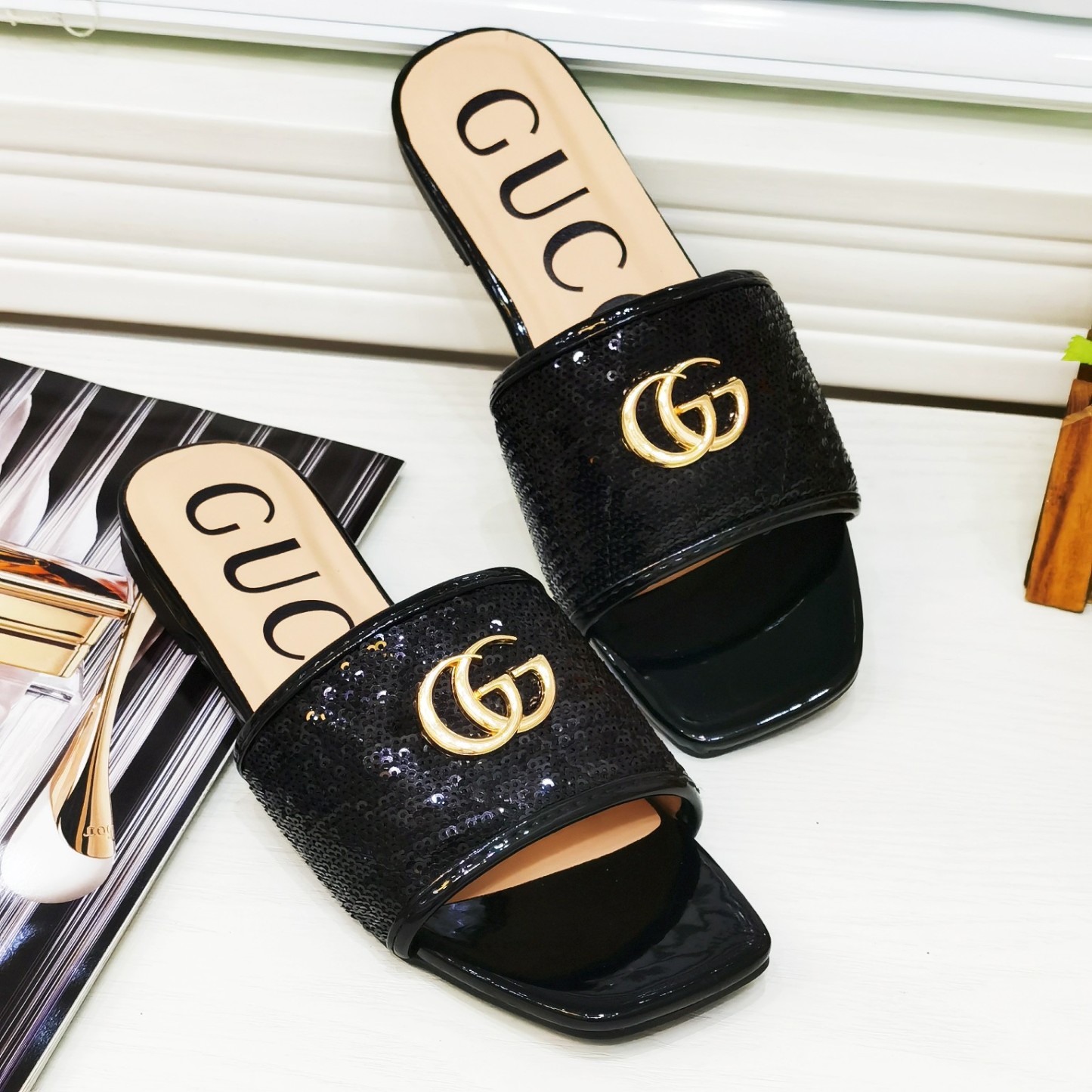 WOMEN'S SLIDE WITH DOUBLE G