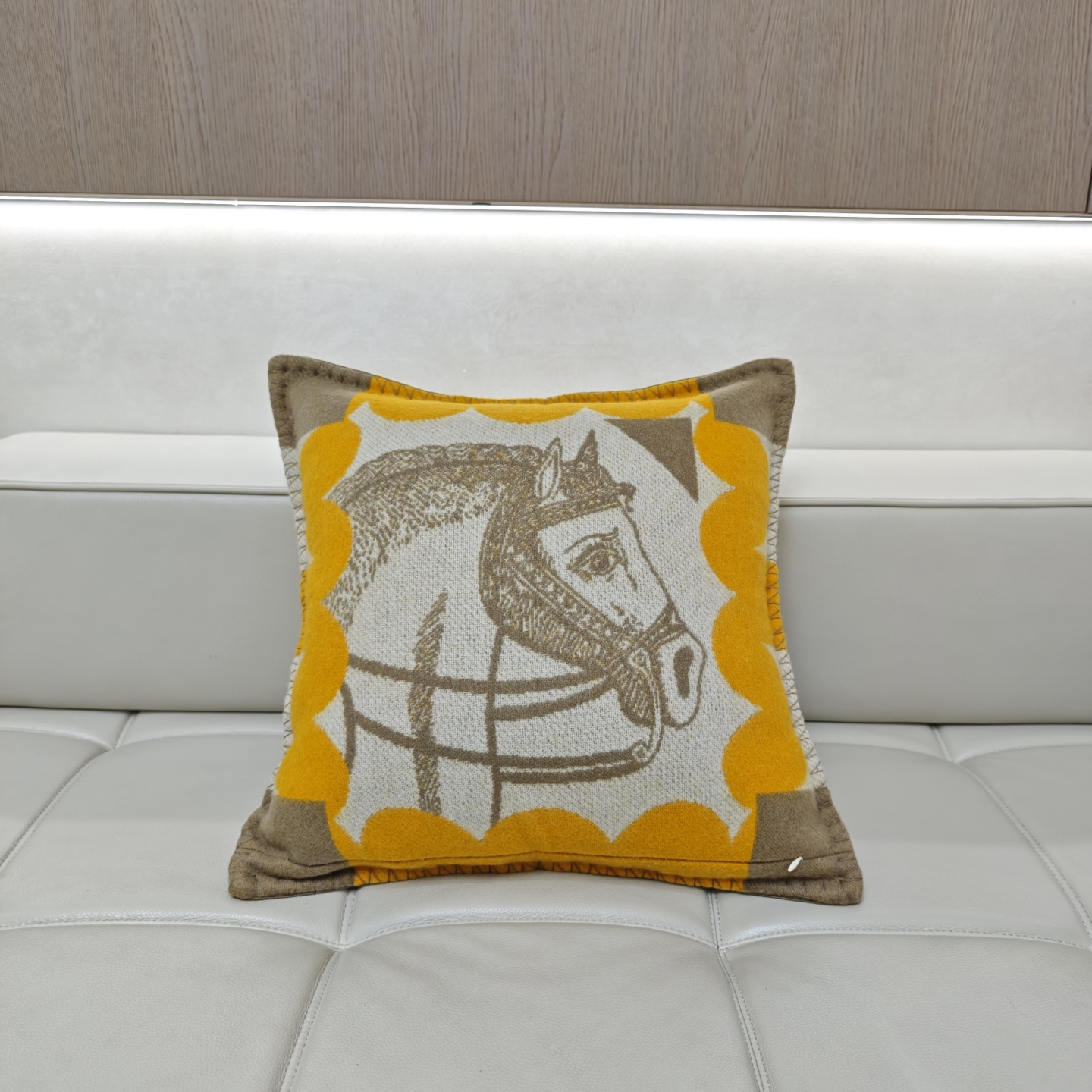 Herthtmès New Cashmere Blanket [Cheval Joker Cushion/Throw Pillow]